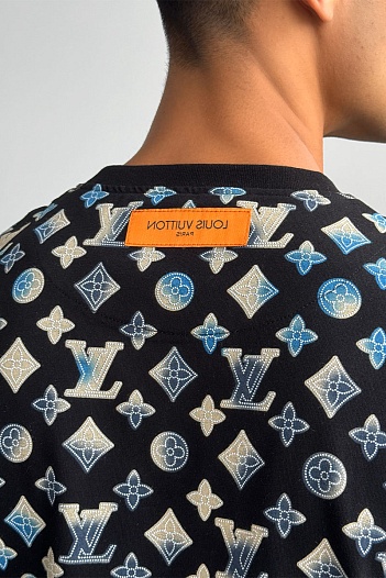 Чёрная оверсайз футболка Louis Vuitton Monogram All-over   
