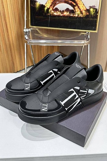 Кожаные кроссовки Valentino VL7N low-top - Black   