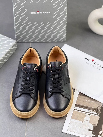 Кожаные кроссовки Kiton чёрного цвета   