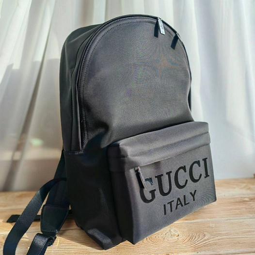 Нейлоновый рюкзак Gucci чёрного цвета 41x30.5 см   