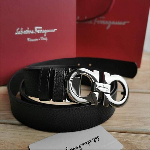 Кожаный ремень Salvatore Ferragamo (длина 100 / 105 см)   