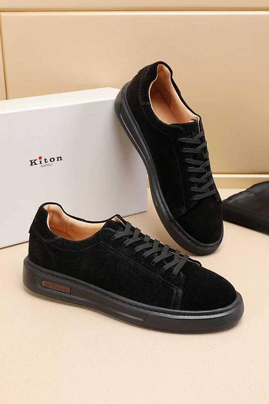 Мужские замшевые кроссовки Kiton