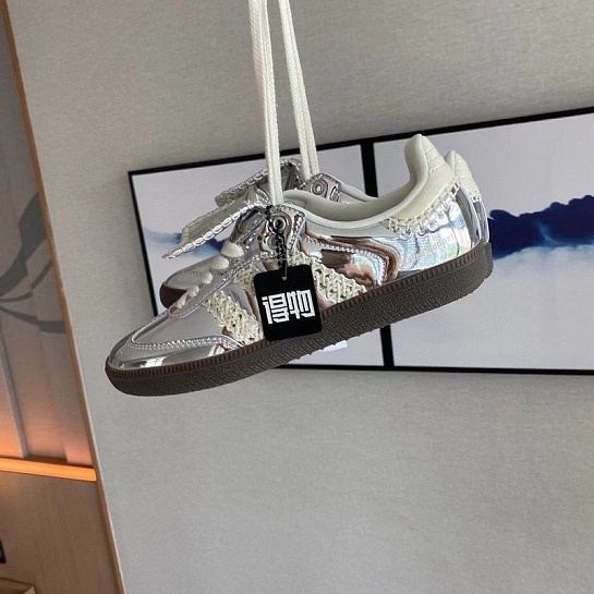 Женские кроссовки Adidas Samba