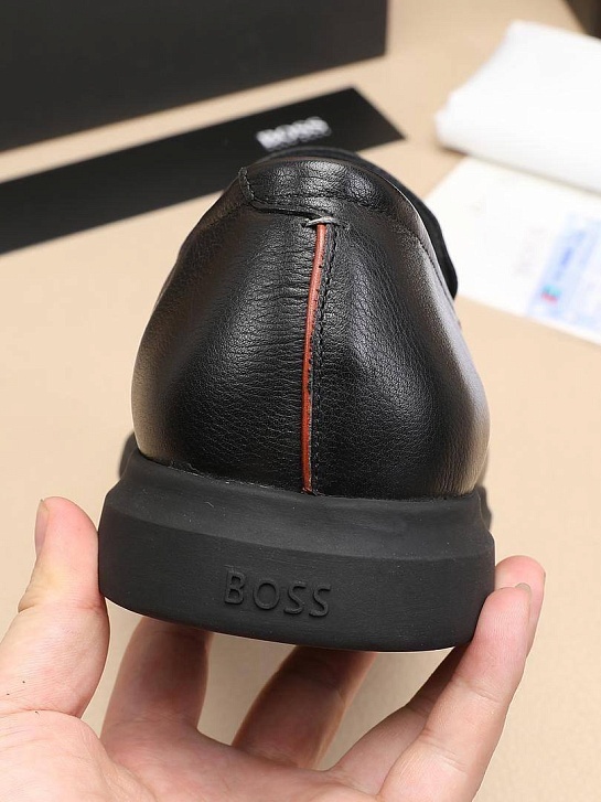 Кожаные лоферы Hugo Boss embossed logo - Black