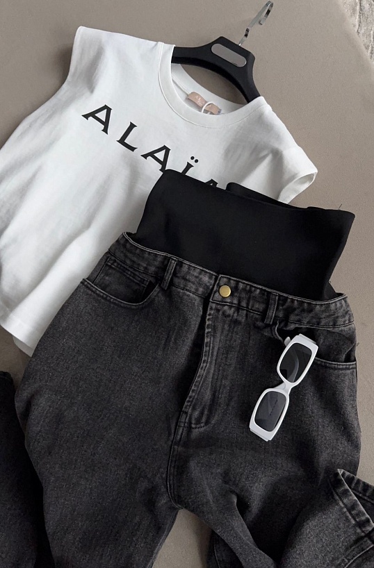 Женские джинсы Alaia