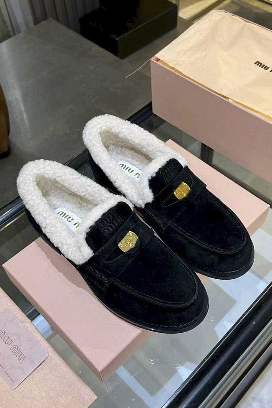 Женские лоферы с мехом MIU MIU premium  - Black
