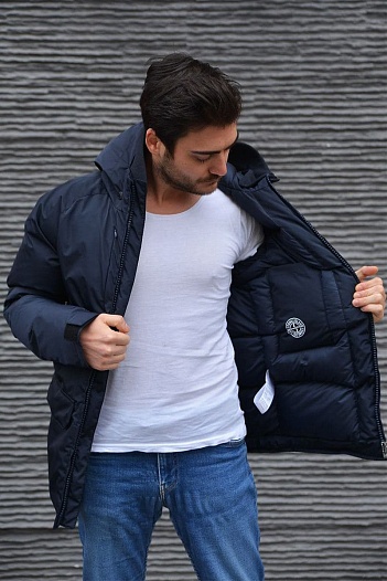 Утеплённая синяя парка Stone Island с патчем на плече   