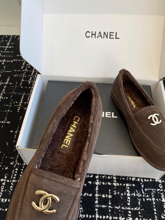 Женские замшевые лоферы с мехом Chanel Premium - Chocolate