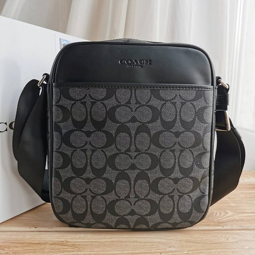 Кожаная сумка Coach monogram 25x22 см   