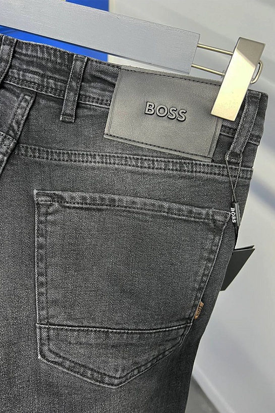 Мужские чёрные джинсы Hugo Boss