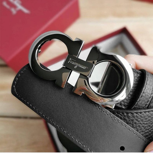 Кожаный ремень Salvatore Ferragamo (длина 100 / 105 см)   