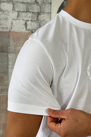 Футболка белого цвета Calvin Klein embroidered-logo   