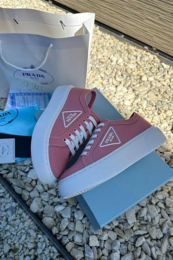 Женские текстильные кроссовки Prada - Pink   