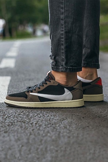 Кроссовки Travis Scott x Nike Air Jordan 1 "Cactus Jack"   