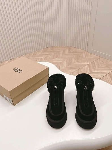 Женские замшевые ботинки с мехом UGG Funkette - Black