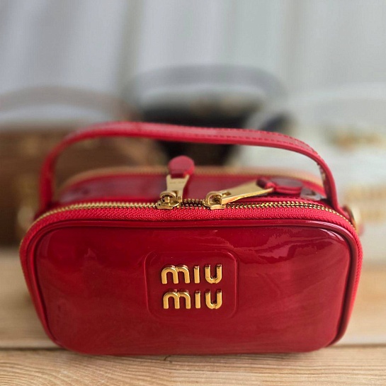 Женская лакированная сумка MIU MIU 20x12 см - Red