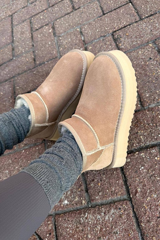 Женские ботинки UGG Classic Ultra Mini Platform - Brown
