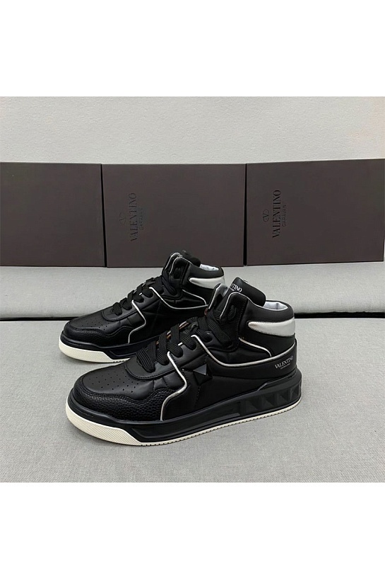 Кожаные кроссовки Valentino Garavani One Stud high top