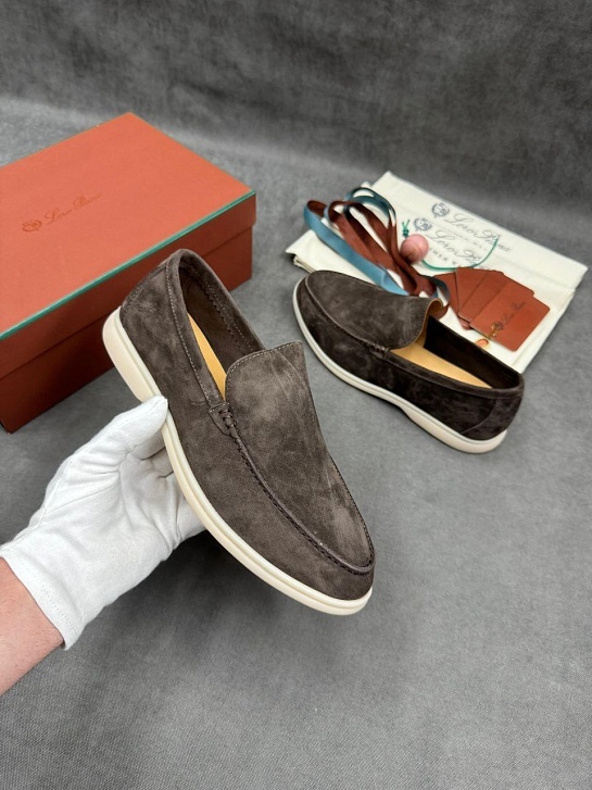 Мужские замшевые лоферы Loro Piana