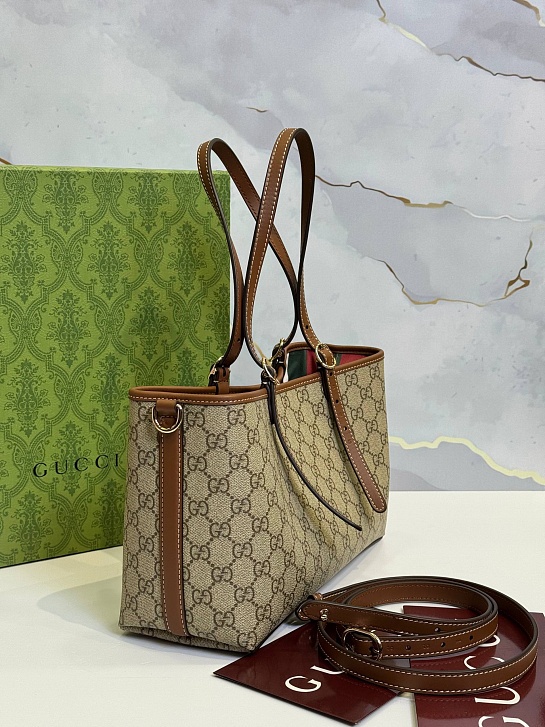 Кожаная сумка Gucci GG Emblem premium 30x19x11 см