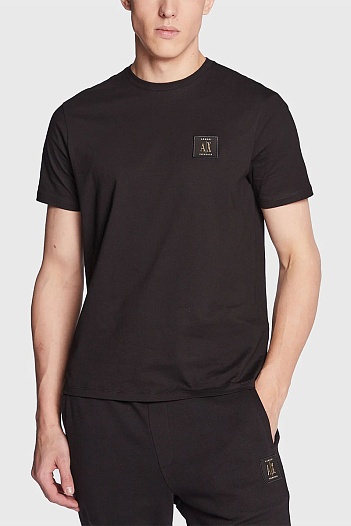 Футболка чёрного цвета Armani Exchange logo-patch   