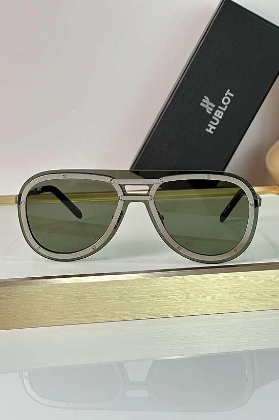 Солнцезащитные очки Hublot Polarised - Silver / Green