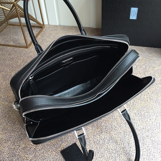 Кожаный портфель Prada Premium 36.5x28 см