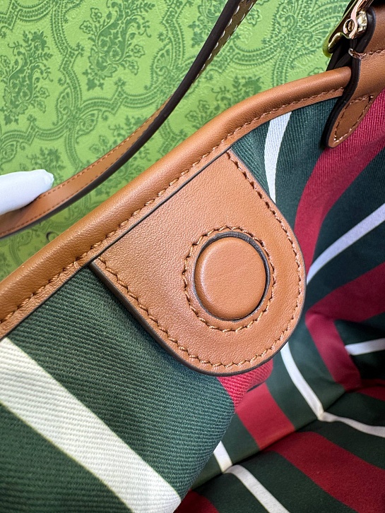 Кожаная сумка Gucci GG Emblem premium 38x25x15 см