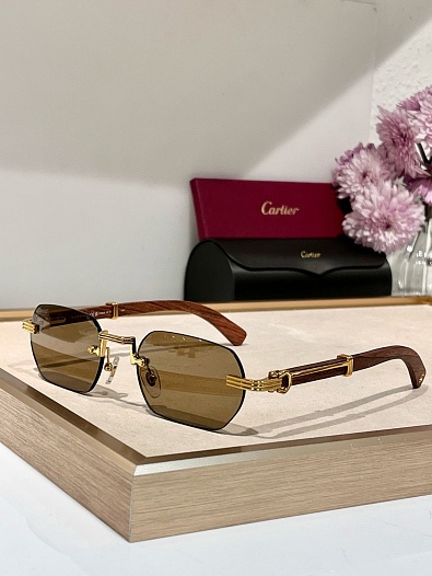 Солнцезащитные очки Cartier   