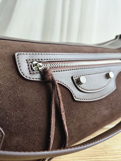 Замшевая сумка Balenciaga 40x20 см   