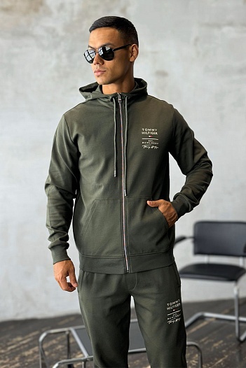 Спортивный костюм зелёного цвета Tommy Hilfiger   