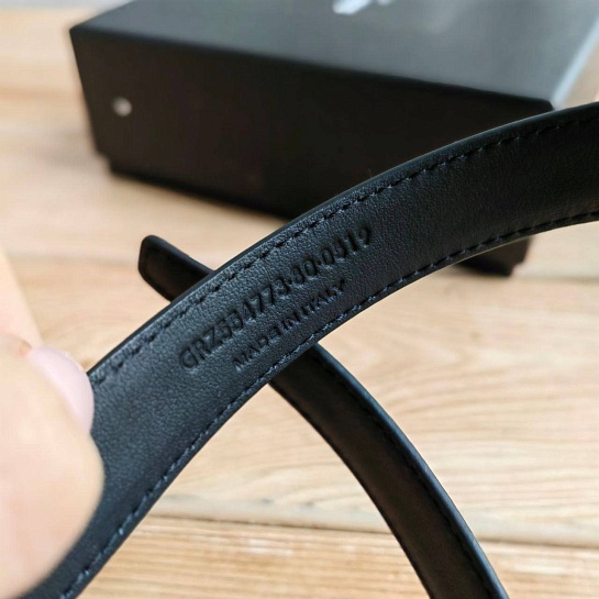 Кожаный ремень Yves Saint Laurent (ширина 2 см)