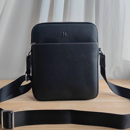 Кожаная чёрная сумка-планшет Hermes 22x25 см