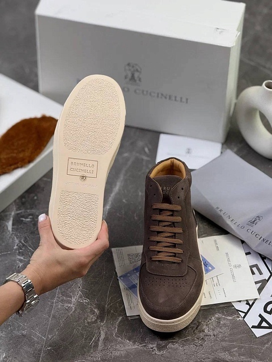 Замшевые кроссовки с меховой стелькой Brunello Cucinelli