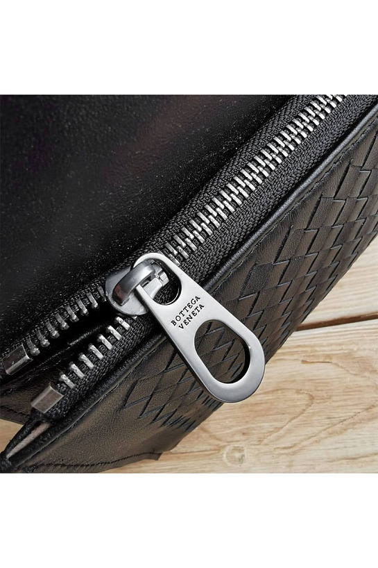 Кожаная барсетка Bottega Veneta Intrecciato 23.5x14.5 см