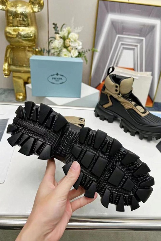 Кроссовки Prada Cloudbust Thunder high-top - Black / Beige