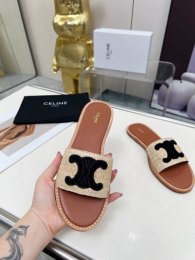 Женские шлёпанцы Celine   