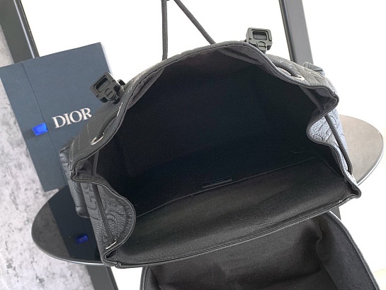 Кожаный рюкзак Dior Hit The Road Premium 43x43x18 см