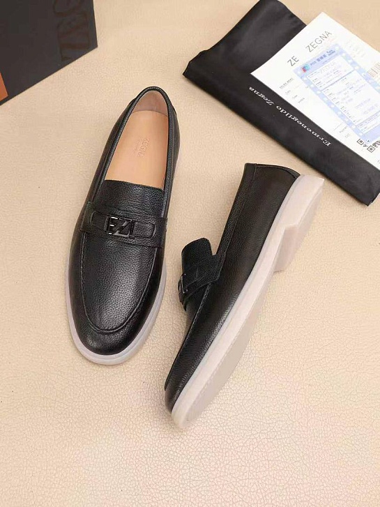 Мужские кожаные лоферы Ermenegildo Zegna