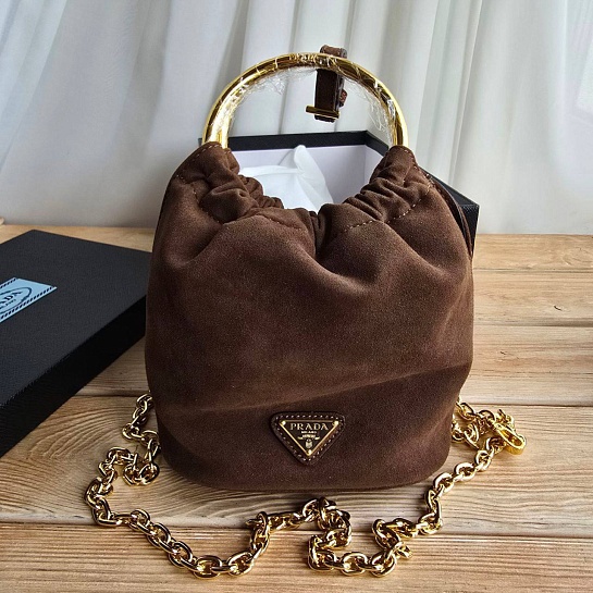 Женская замшевая сумка Prada 20x16