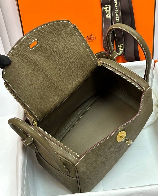 Женская кожаная сумка Hermes Lindy Premium 26x18x13 см - Olive