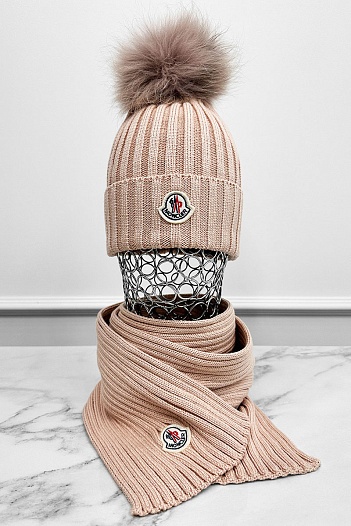 Комплект из шапки и шарфа персикового цвета Moncler logo-patch   