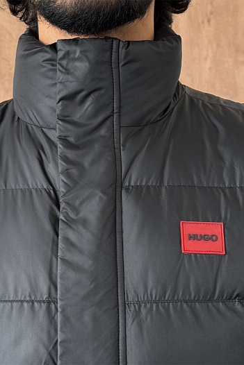 Мужской чёрный жилет Hugo Boss   