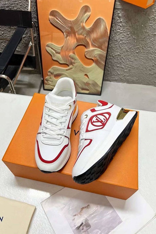 Женские кожаные кроссовки Louis Vuitton Neo Run Away