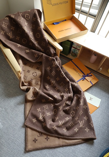 Плед Louis Vuitton Neo Monogram premium 140x180 см - Brown   