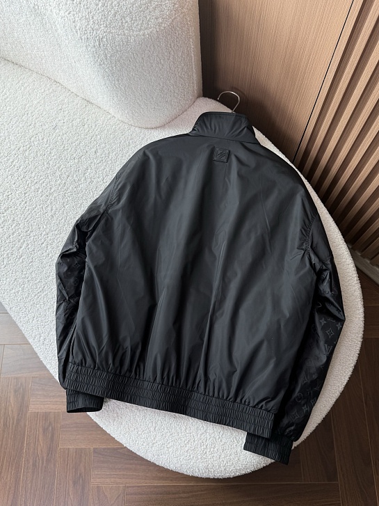 Мужская куртка Marque Louis Vuitton Deposée 