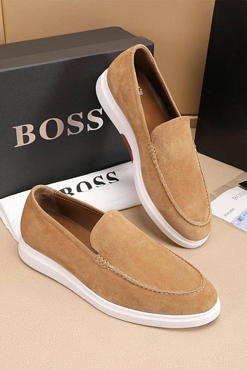 Замшевые лоферы Hugo Boss embossed logo - Beige   
