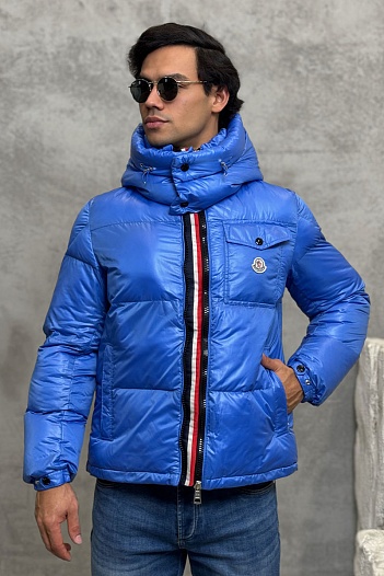 Пуховик голубого цвета Moncler Montbeliard   