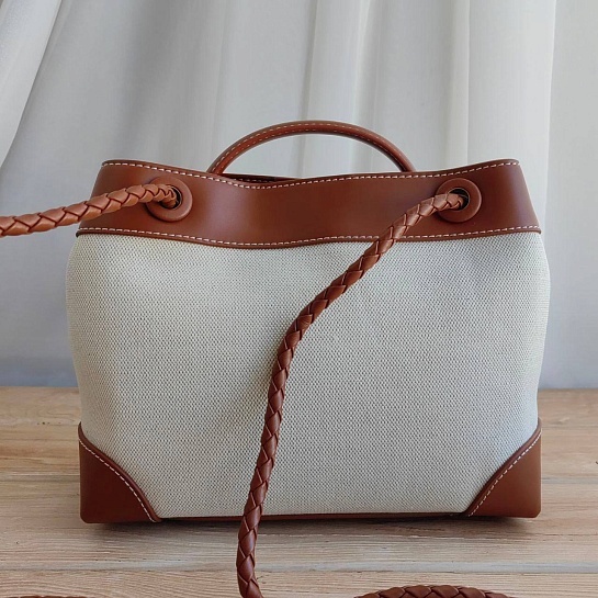 Женская сумка Bottega Veneta Small Andiamo Top Handle Bag 25x20 см (2 расцветки)