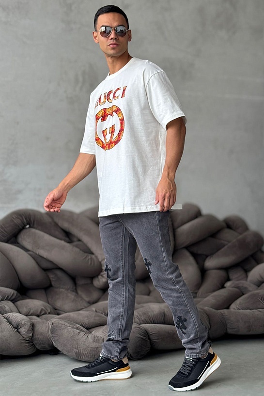 Оверсайз футболка Gucci белого цвета